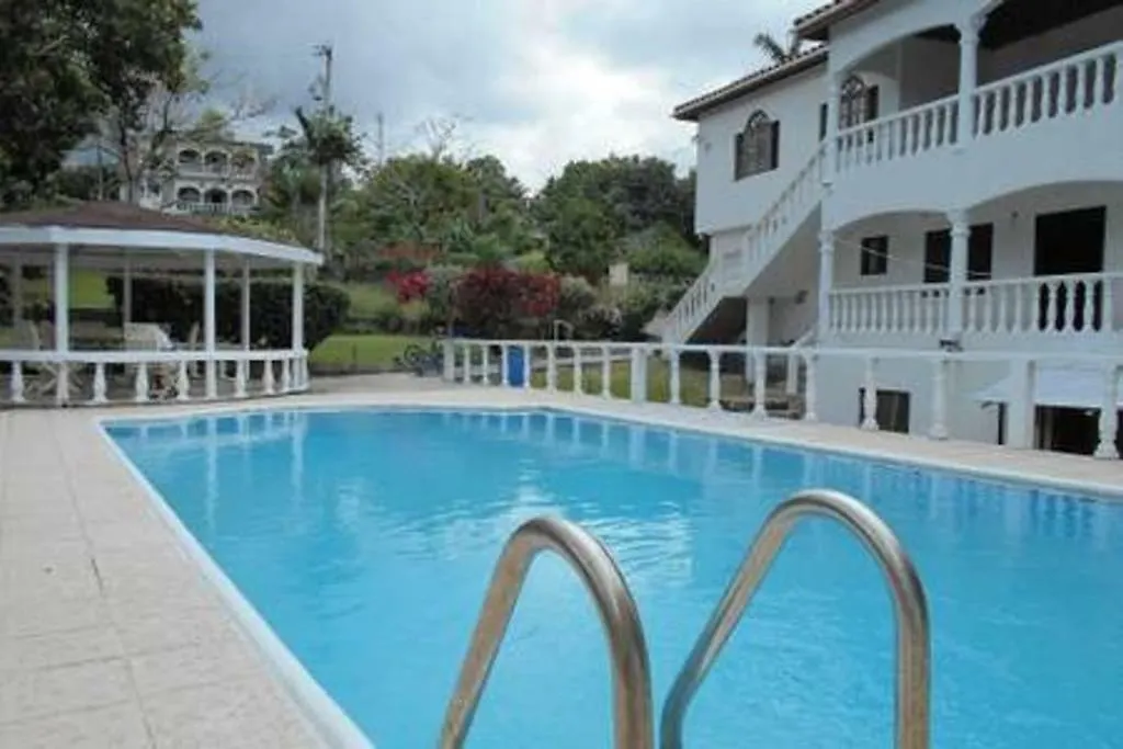 安东尼奥港 Zion Hill Retreat酒店 酒店